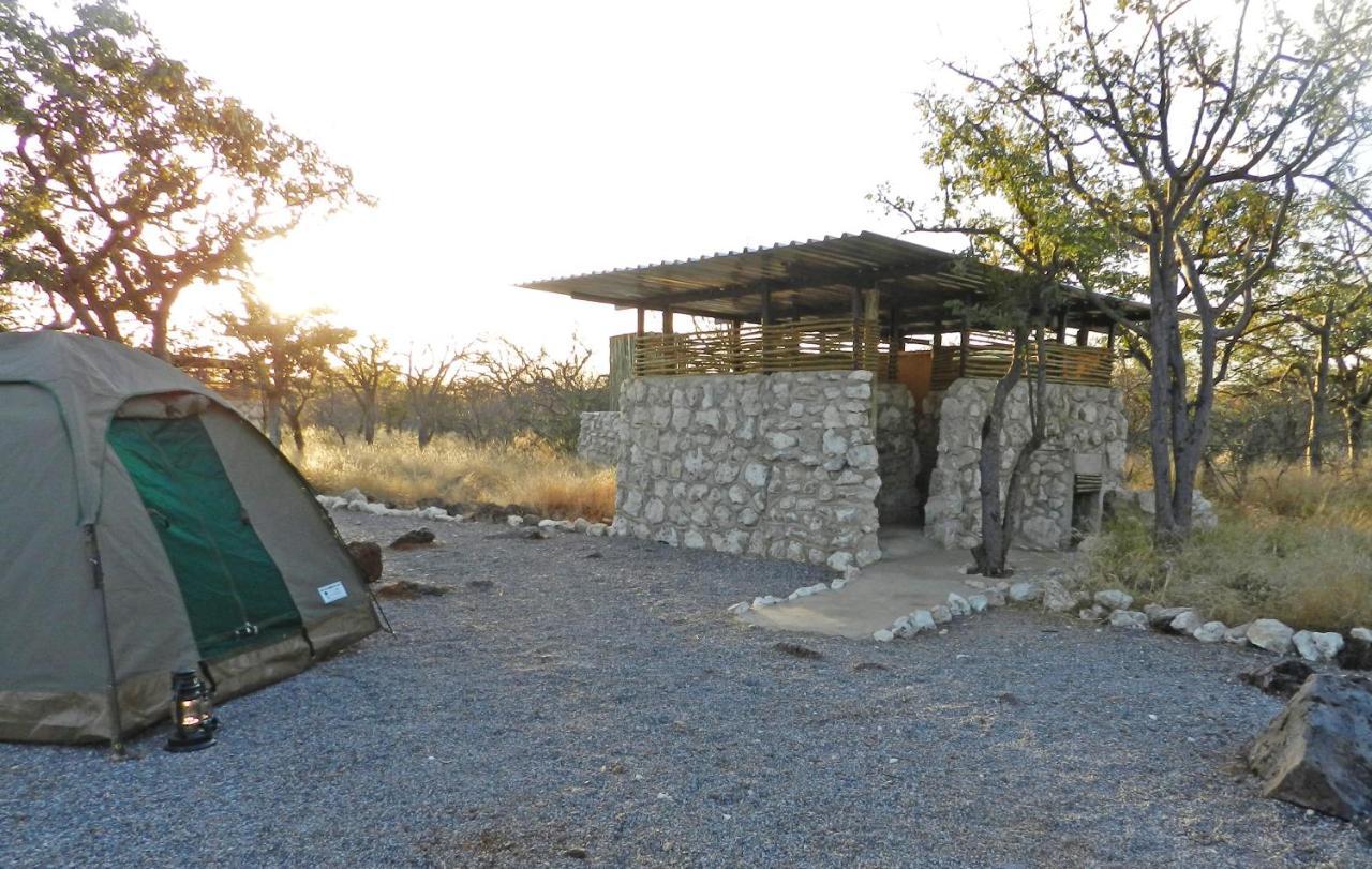 Etosha Village Campsite Okaukuejo Extérieur photo